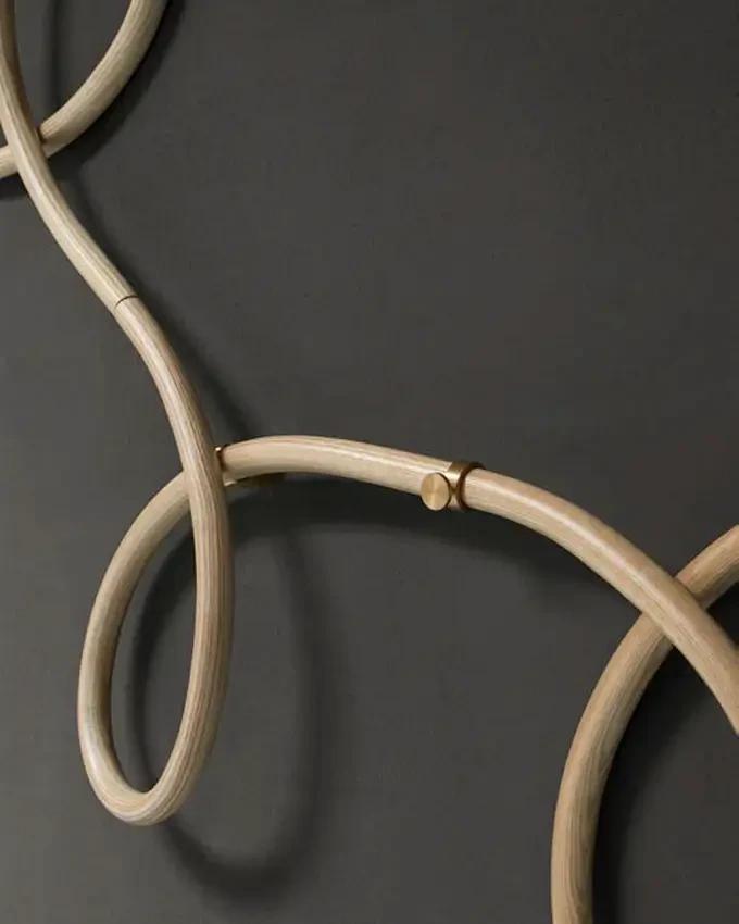 LA CURVATURA DE LA MADERA