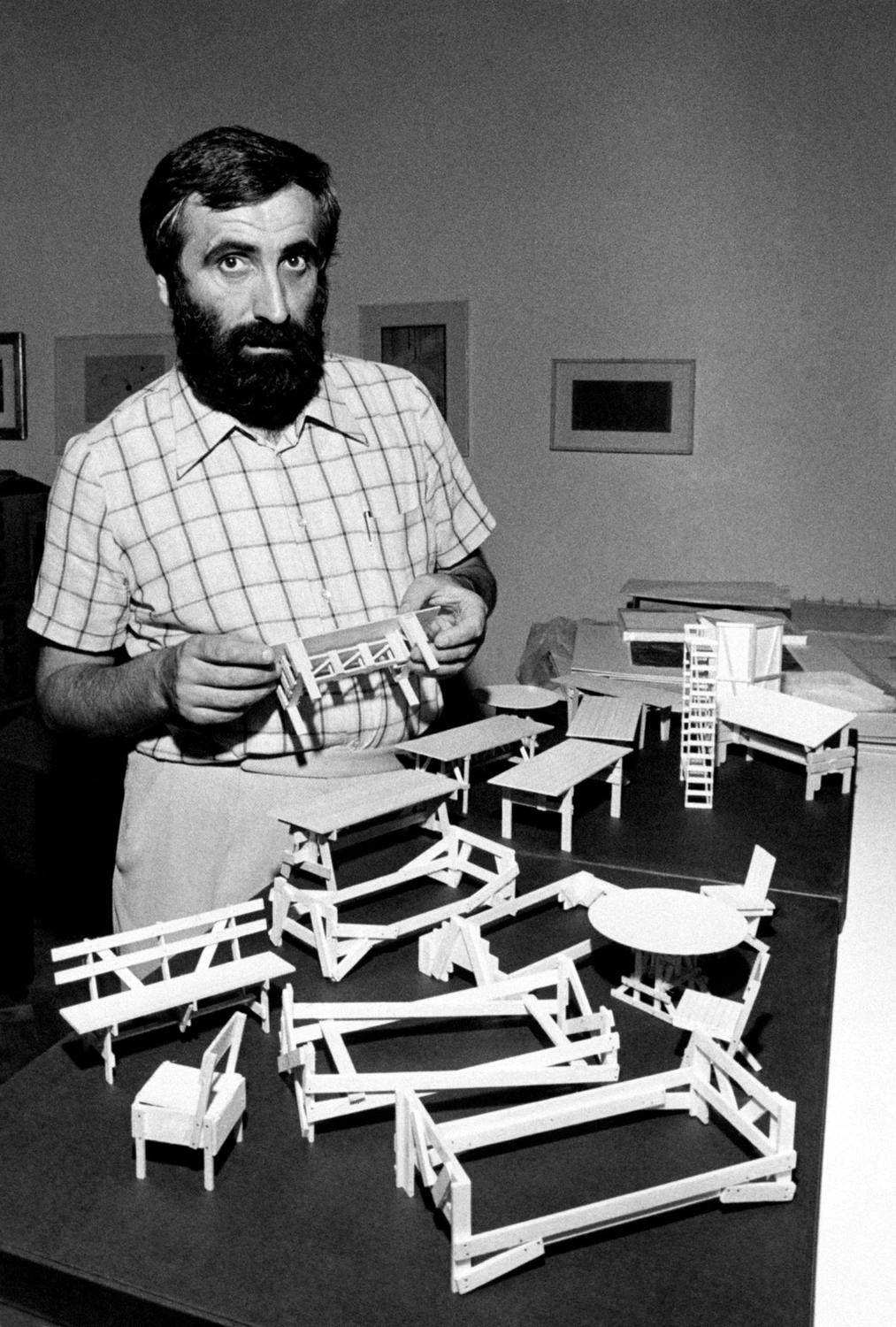 Enzo Mari
