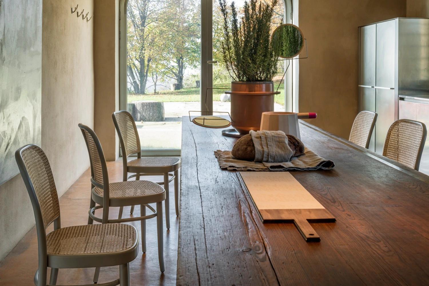 N. 811 | Gebrüder Thonet Vienna