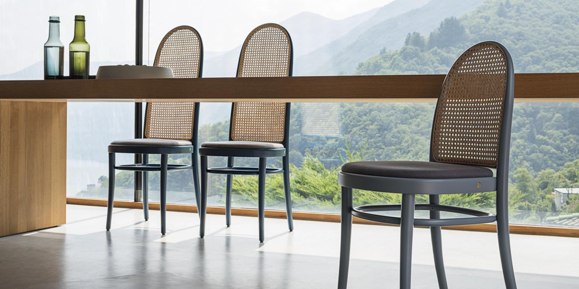 Morris | Gebrüder Thonet Vienna