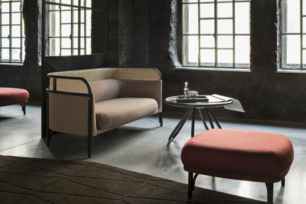 Targa Sofa - Gebrüder Thonet Vienna